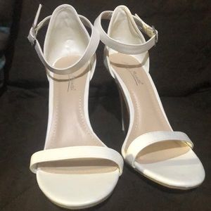 Anne Michelle Sandals